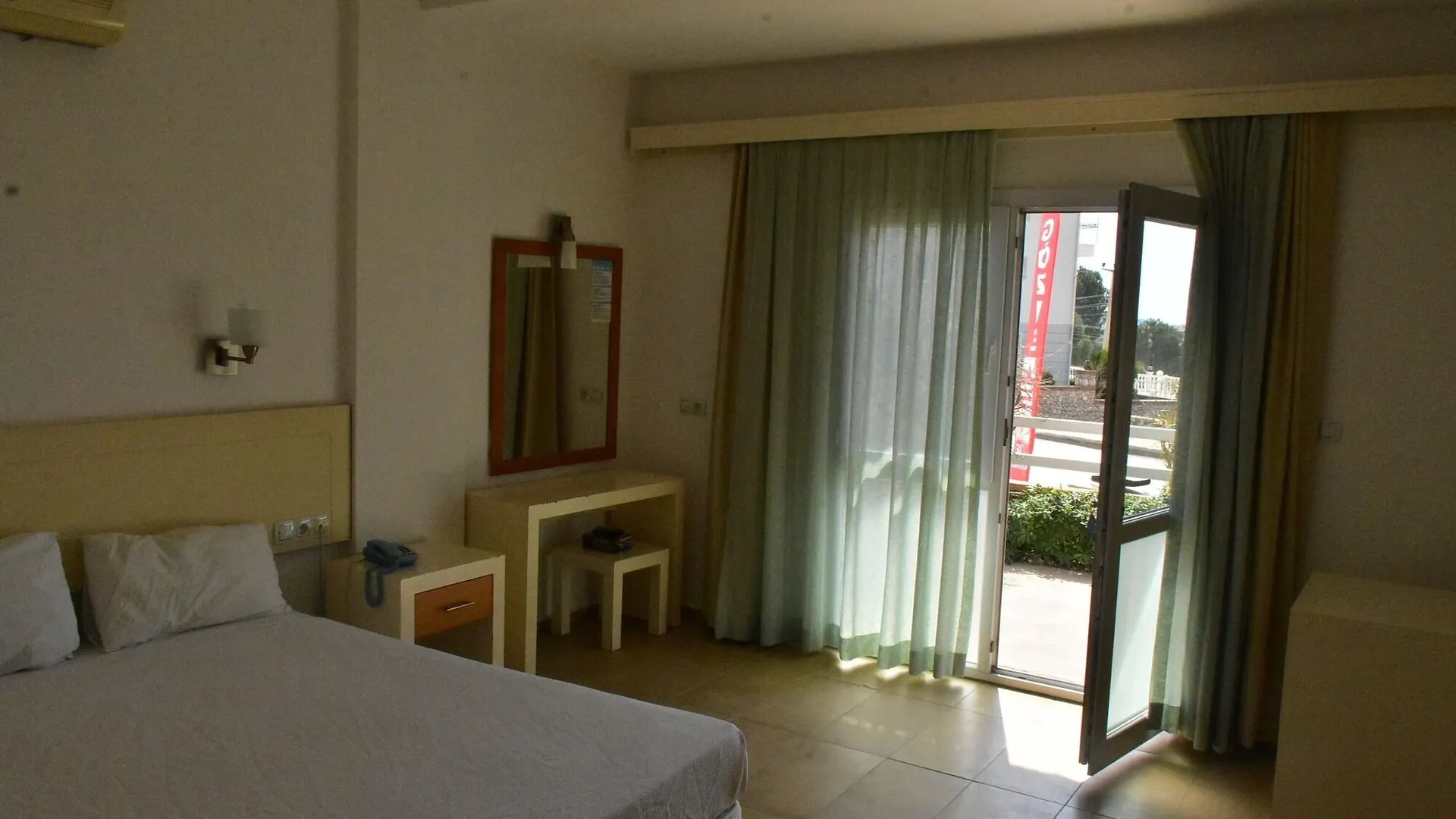 Diana Suite Hotel location